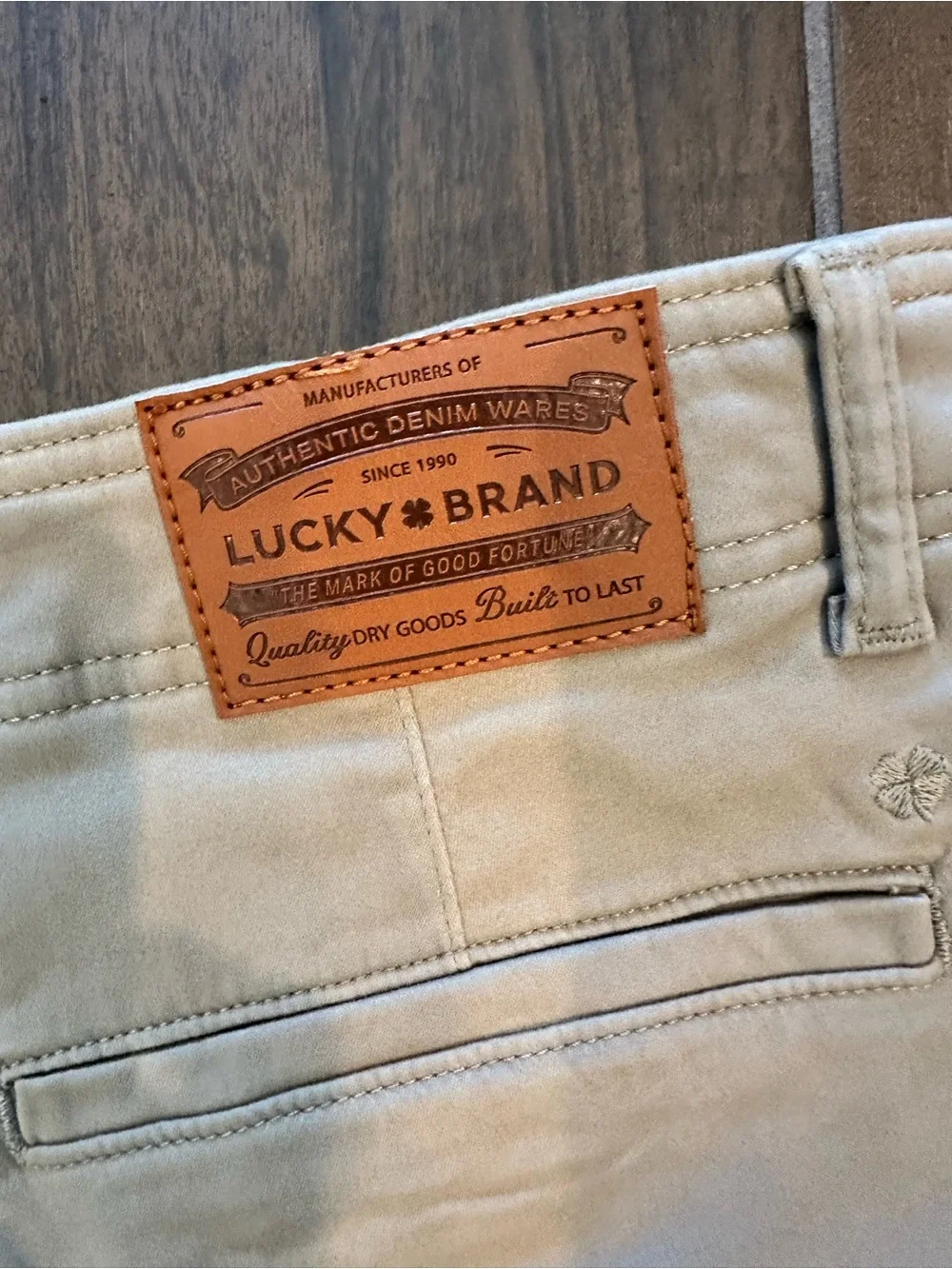 Lucky Brand Beige Flat-Front Cotton Shorts 38